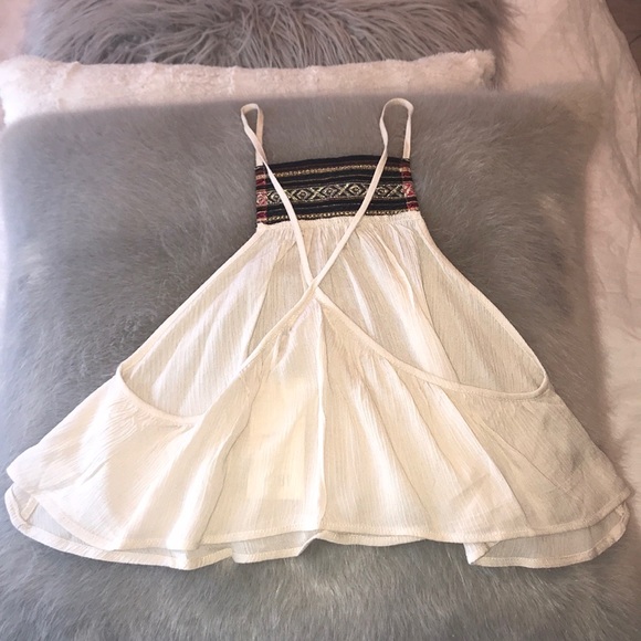 TOBI Tank Halter Shirt - Picture 3 of 5